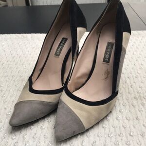 Nine West Women's Two-Tone Pointed Toe Pumps in Gray and Cream